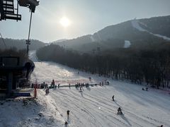 -亚布力新体委滑雪场