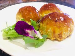 传统皮蛋酥-唐苑酒家·岭南粤菜名店(太古仓店)