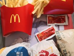 -麦当劳(鄂尔多斯机场店)