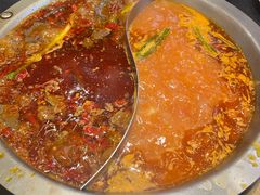 -沸炉重庆老火锅(军事博物馆店)