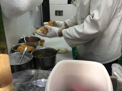-上海虹口糕团食品厂(茂名路店)