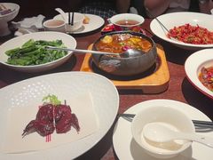 -千百味红餐厅·江西菜(绿地双子塔店)