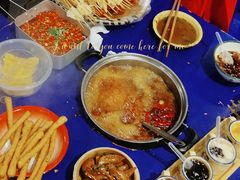 -马路边边串串香(苗栗路店)
