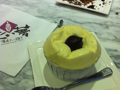 白巧克力纸杯蛋糕-Awfully Chocolate(来福士广场店)