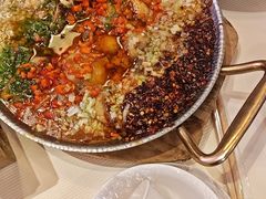 -霄汉牛三鲜湖北砂锅菜(万松园2店)