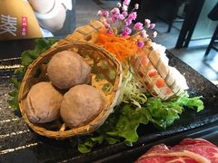 -湊湊火锅·茶憩(新中关购物中心店)