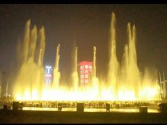 -东港音乐喷泉广场