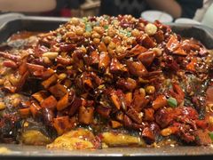 -江边城外烤全鱼(世茂广场店)