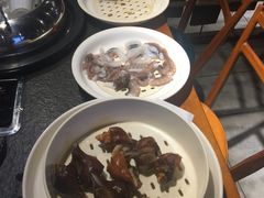 -马路边上·小海鲜烧烤(八一路店)