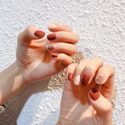 -明洞造型精品烫染