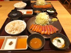 -牛カツ京都勝牛(河原町蛸薬師店)