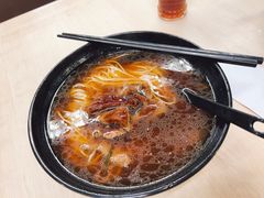 酱爆猪肝汤面-王家沙点心店(南京西路总店)