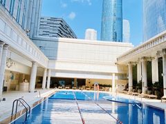 -富力丽思卡尔顿酒店健身中心