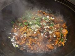 -咱屯子铁锅炖直营店(保利店)