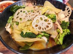 -万记麻辣烫国展总店