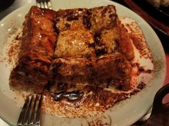 漏奶滑-潮界(虹桥新天地店)