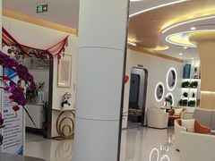 -皓齿连锁·雅贝健口腔·种植·矫正中心(虹口曲阳路店)