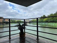 -上海怡沁园度假酒店