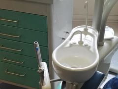 -上海仁爱医院口腔科 · 种植