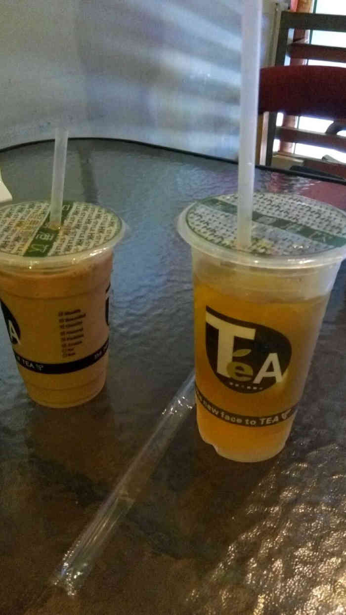 one two three奶茶店-"环境好好,娱乐好去处,老板特帅.