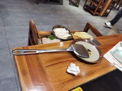 -锅来乐地锅鸡(安亭店)