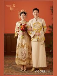 -雪中彩影婚纱摄影·微光艺术中心