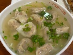 -南城香·饭香串香馄饨香(红军营店)