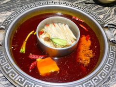 鸳鸯锅微辣-晓宇重庆火锅(大唐不夜城店)