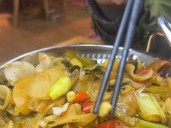 -云海肴·汽锅鸡·云南菜(天山百盛优客店)