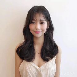 -Miracle集简美发沙龙