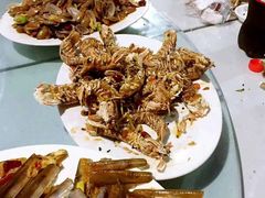 -三亚火车头万人海鲜广场