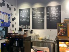 -HELLO 27 意面·沙拉·帕尼尼