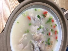 -叁煨蹄花·下饭盐帮菜(人民广场店)