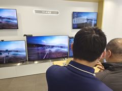 -华为智能生活馆(上海中山公园龙之梦)