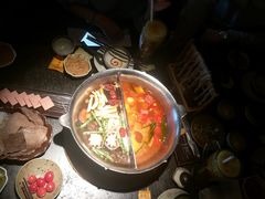 -湊湊火锅·茶憩(新中关购物中心店)