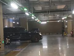 -合生汇购物中心-停车场