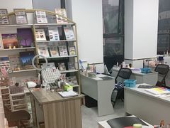 -首脑美容美发化妆美甲培训学校(龙岗校区)