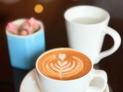 拿铁-广州中心皇冠假日酒店·汇点大堂吧