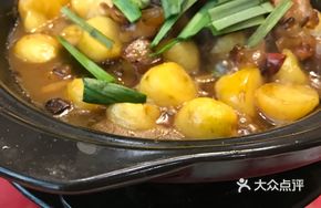 Braised Beef Tendon with Potatoes