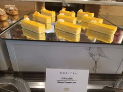 -圣丰索菲特·2 On 988 Café 自助餐厅