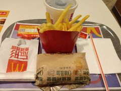 -麦当劳(保利若比邻店)