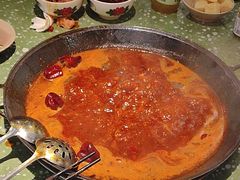 -五里关火锅(上海鑫耀·光环Live店)