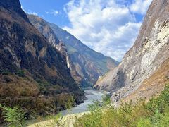 -丽江虎跳峡景区-售票处