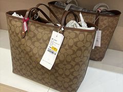-唯品会(北京国瑞城店)
