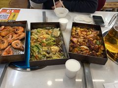 -老东镇啤酒屋海鲜加工·蒸汽海鲜·海鲜烧烤(台东店)