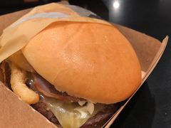 -Hungry Jack's Burgers Beak House