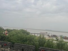 -巴陵广场