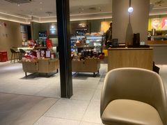 -星巴克臻选(上海中环广场2F店)