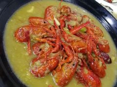 -虾弄弄海派小龙虾·牛羊蝎子火锅