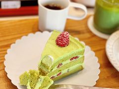 开心果奶油树莓戚风-三花屋 Mihhanaya